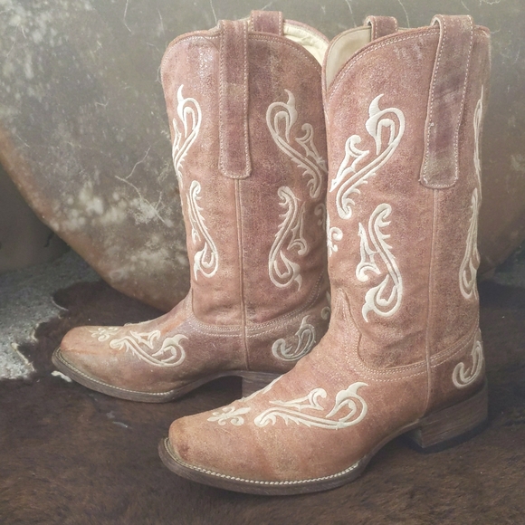 Corral | Shoes | Corral Honey Cortez Fleur De Lis Tan Embroidered ...